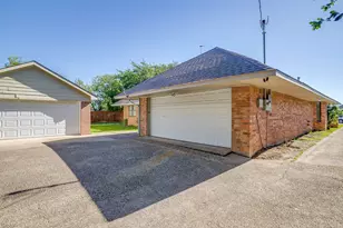 4013 Timberidge Dr, Irving, TX 75038 - Photo 23