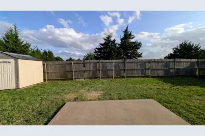 614 Chapman Drive, Lancaster, TX 75146 - Photo 31