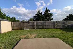 614 Chapman Dr, Lancaster, TX 75146 - Photo 31