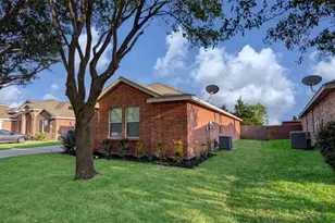 614 Chapman Dr, Lancaster, TX 75146 - Photo 3