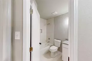 614 Chapman Dr, Lancaster, TX 75146 - Photo 21