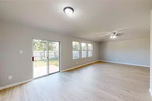 614 Chapman Dr, Lancaster, TX 75146 - Photo 13