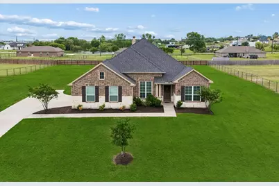 2016 Pebblegate Drive, Weatherford, TX 76085 - Photo 1