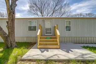 1948 Lariat Ln, Burleson, TX 76028 - Photo 7