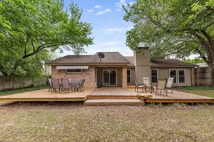 4909 Queen Ct, Fort Worth, TX 76103 - Photo 29