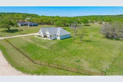 445 Rodeo Way, Stephenville, TX 76401 - Photo 37