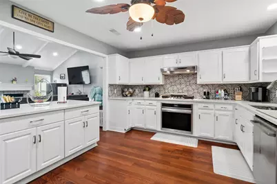 5214 Rustle Leaf Drive, Arlington, TX 76017 - Photo 11