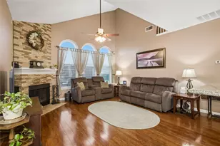 1277 Michael Ave, Lewisville, TX 75077 - Photo 15