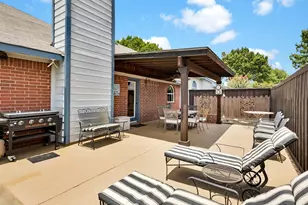 806 Red Oak Dr, Lewisville, TX 75067 - Photo 3