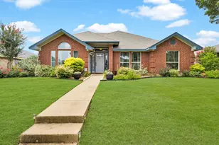806 Red Oak Dr, Lewisville, TX 75067 - Photo 1