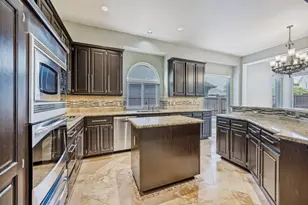 8605 Wellington Point Dr, Irving, TX 75063 - Photo 9