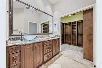 8605 Wellington Point Drive, Irving, TX 75063 - Photo 17