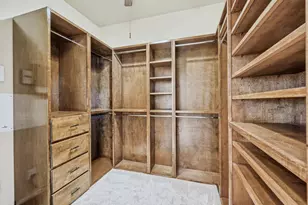 8605 Wellington Point Dr, Irving, TX 75063 - Photo 19