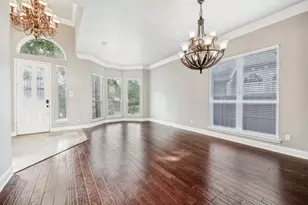 8605 Wellington Point Dr, Irving, TX 75063 - Photo 3