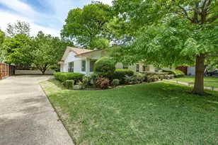 3217 Chaparral Ln, Fort Worth, TX 76109 - Photo 3