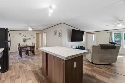 1404 Sheri Lane N, Pelican Bay, TX 76020 - Photo 9