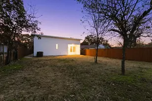 1218 Grant St, Dallas, TX 75203 - Photo 39