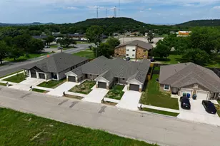406 W Avenue C, Copperas Cove, TX 76522 - Photo 25