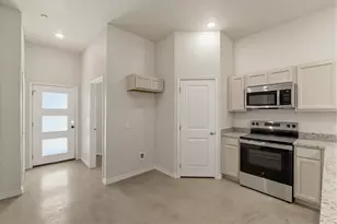 406 W Avenue C, Copperas Cove, TX 76522 - Photo 5