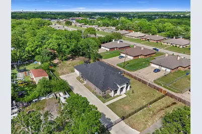 11101 Leeper Drive, Balch Springs, TX 75180 - Photo 35