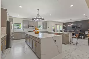 11101 Leeper Dr, Balch Springs, TX 75180 - Photo 9