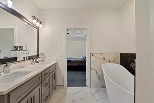 11101 Leeper Dr, Balch Springs, TX 75180 - Photo 25