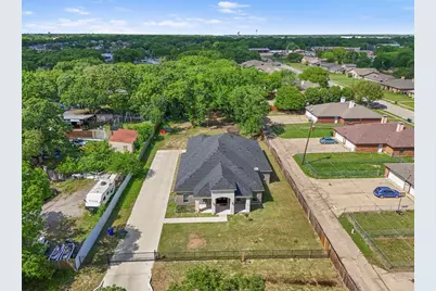 11101 Leeper Drive, Balch Springs, TX 75180 - Photo 33