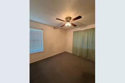 3045 Monroe Street, Commerce, TX 75428 - Photo 15