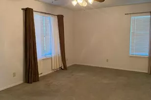 3045 Monroe St, Commerce, TX 75428 - Photo 9