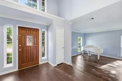 1801 Rolling Ridge Drive, Grapevine, TX 76051 - Photo 5