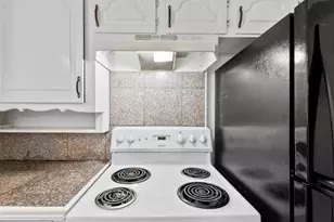 5516 Beaty St, Fort Worth, TX 76112 - Photo 9