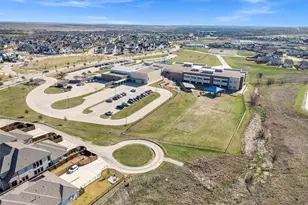 2153 Sandlin Dr, Fort Worth, TX 76308 - Photo 29