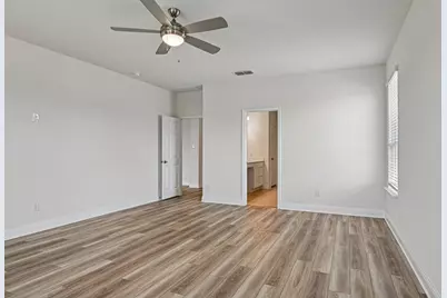 605 Tracy Court, Justin, TX 76247 - Photo 17