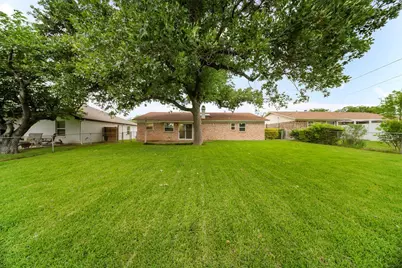 1041 Barber Street, Hurst, TX 76053 - Photo 31