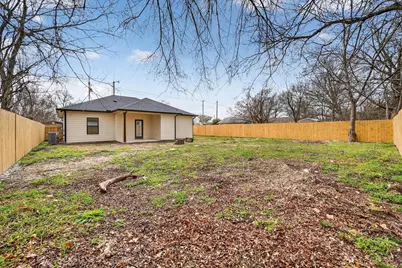 2112 W 13th Avenue, Corsicana, TX 75110 - Photo 25