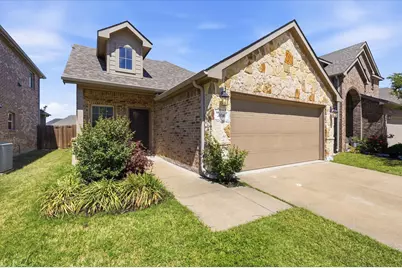 10316 Cotulla Place, McKinney, TX 75071 - Photo 3