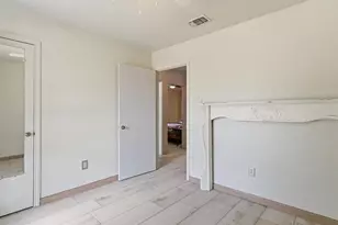 661 Clover Ln, Keller, TX 76248 - Photo 17