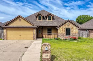 1207 Butterfield St, Bridgeport, TX 76426 - Photo 3