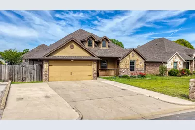 1207 Butterfield Street, Bridgeport, TX 76426 - Photo 3