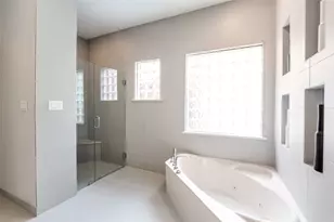 4665 Lucient Cir, Plano, TX 75024 - Photo 19