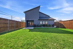 4002 Furey St, Dallas, TX 75212 - Photo 35