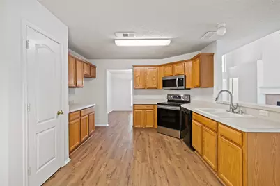 3832 Braxton Lane, Flower Mound, TX 75028 - Photo 15