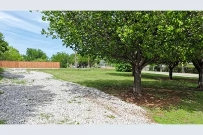 1900 N Carroll Avenue, Southlake, TX 76092 - Photo 3