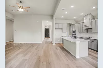 710 Alaina Drive, DeSoto, TX 75115 - Photo 11