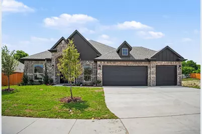 710 Alaina Drive, DeSoto, TX 75115 - Photo 3