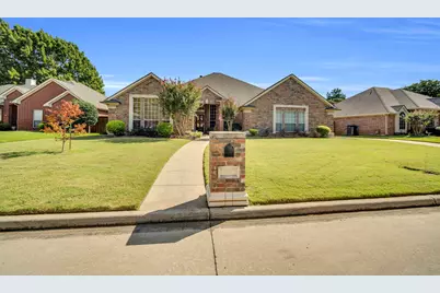 2616 Brookwood Drive, Mansfield, TX 76063 - Photo 3