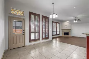 5345 Thornbush Dr, Fort Worth, TX 76179 - Photo 3