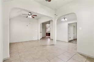 5345 Thornbush Dr, Fort Worth, TX 76179 - Photo 9