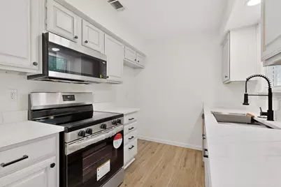 925 Cedar Terrace, Cedar Hill, TX 75104 - Photo 9