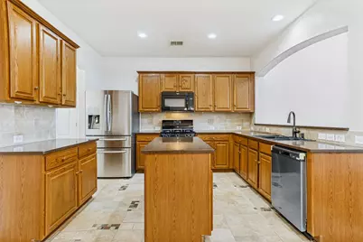 1926 Rustic Creek Drive, Garland, TX 75040 - Photo 9